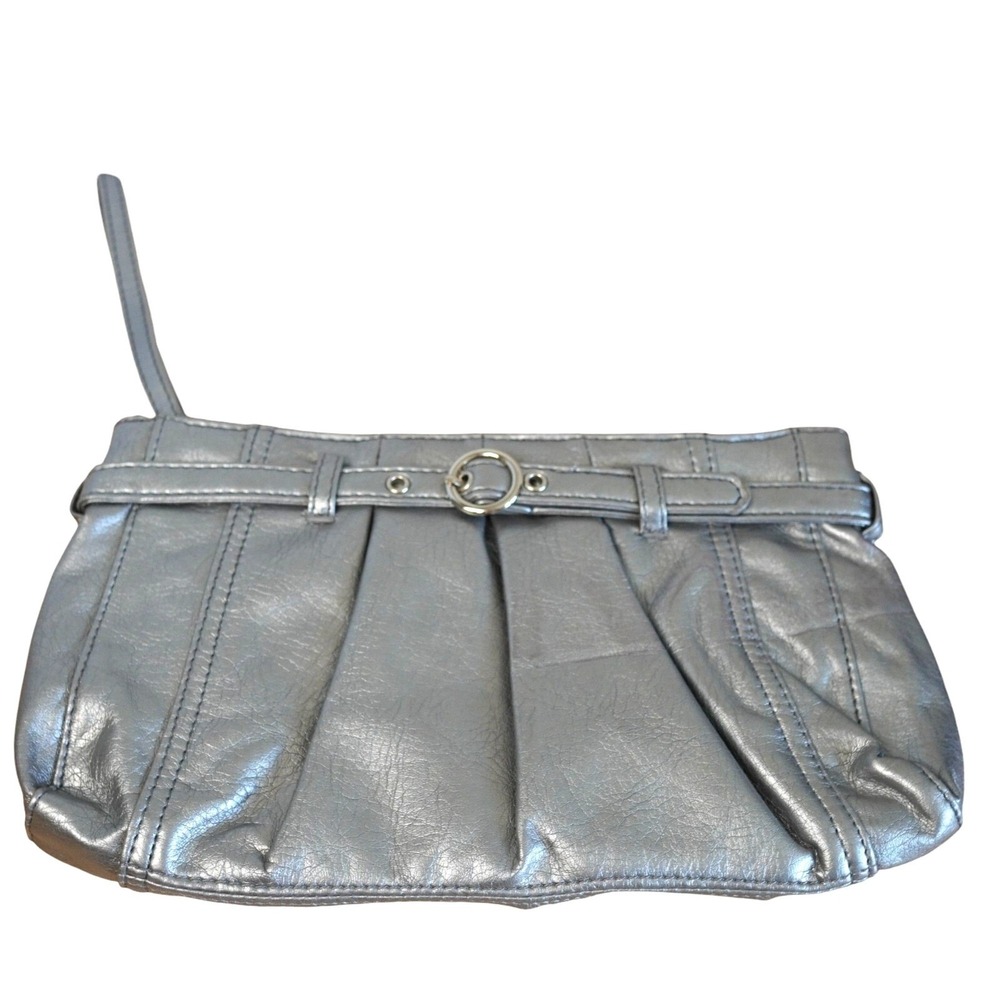 Y2K Neiman Marcus Clutch Wristlet Women Silver Metallic Faux Leather Chic